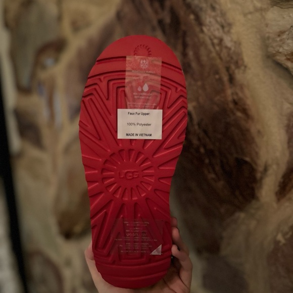 UGG Classic Clear Mini color red size 7 - Picture 6 of 6